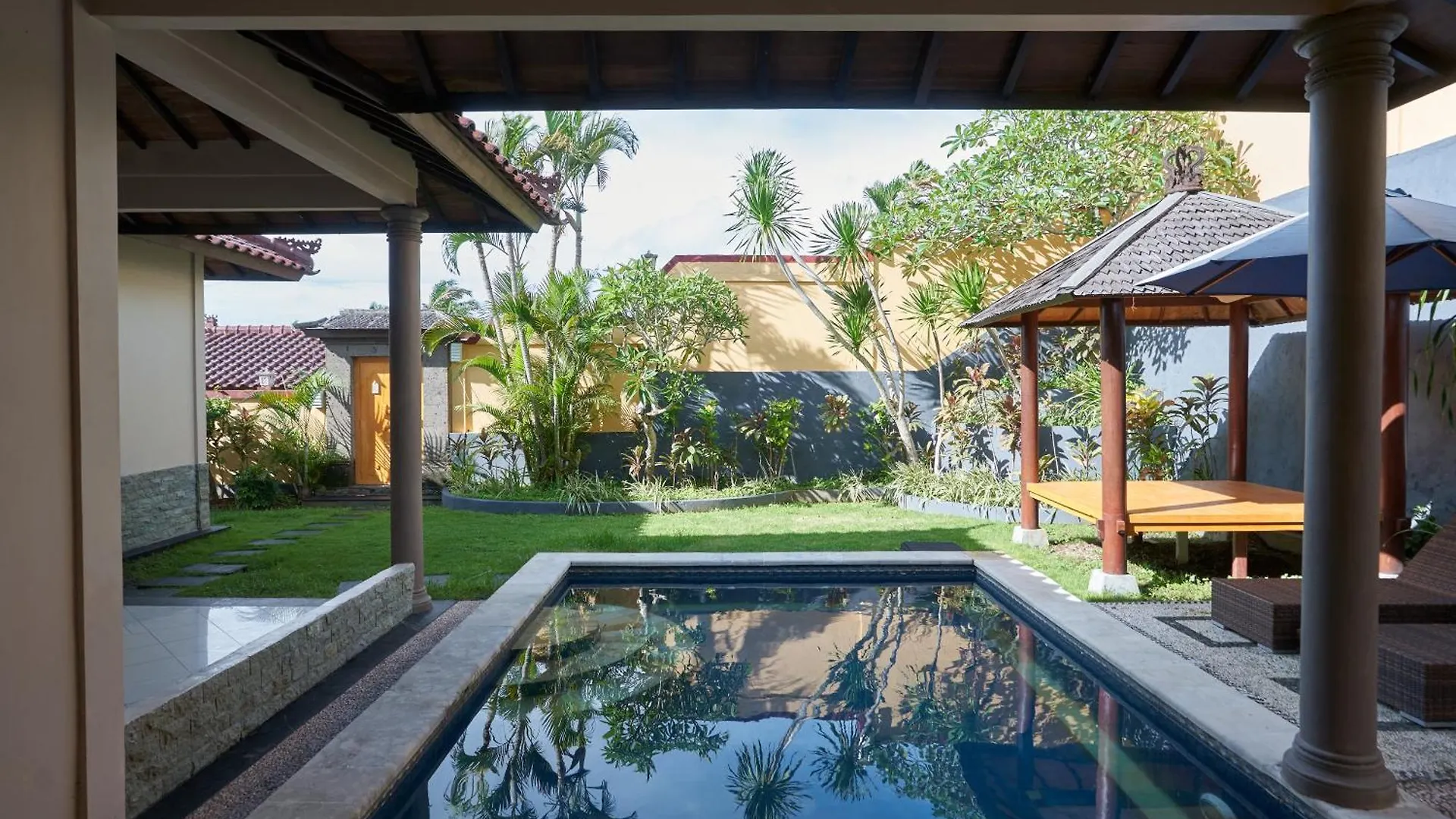 The Beverly Hills Bali Villas Jimbaran