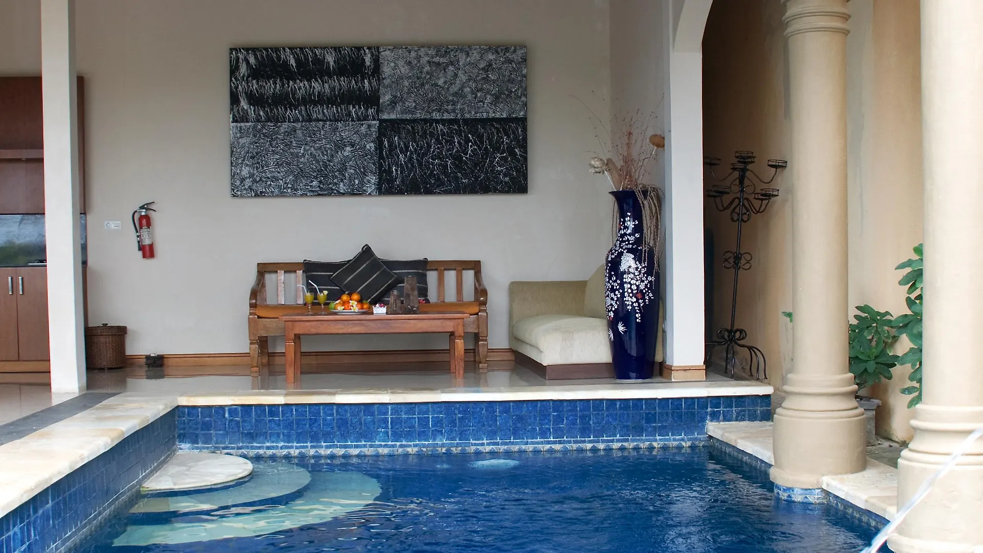 The Beverly Hills Bali Villas Jimbaran 0*, 金巴兰 印尼