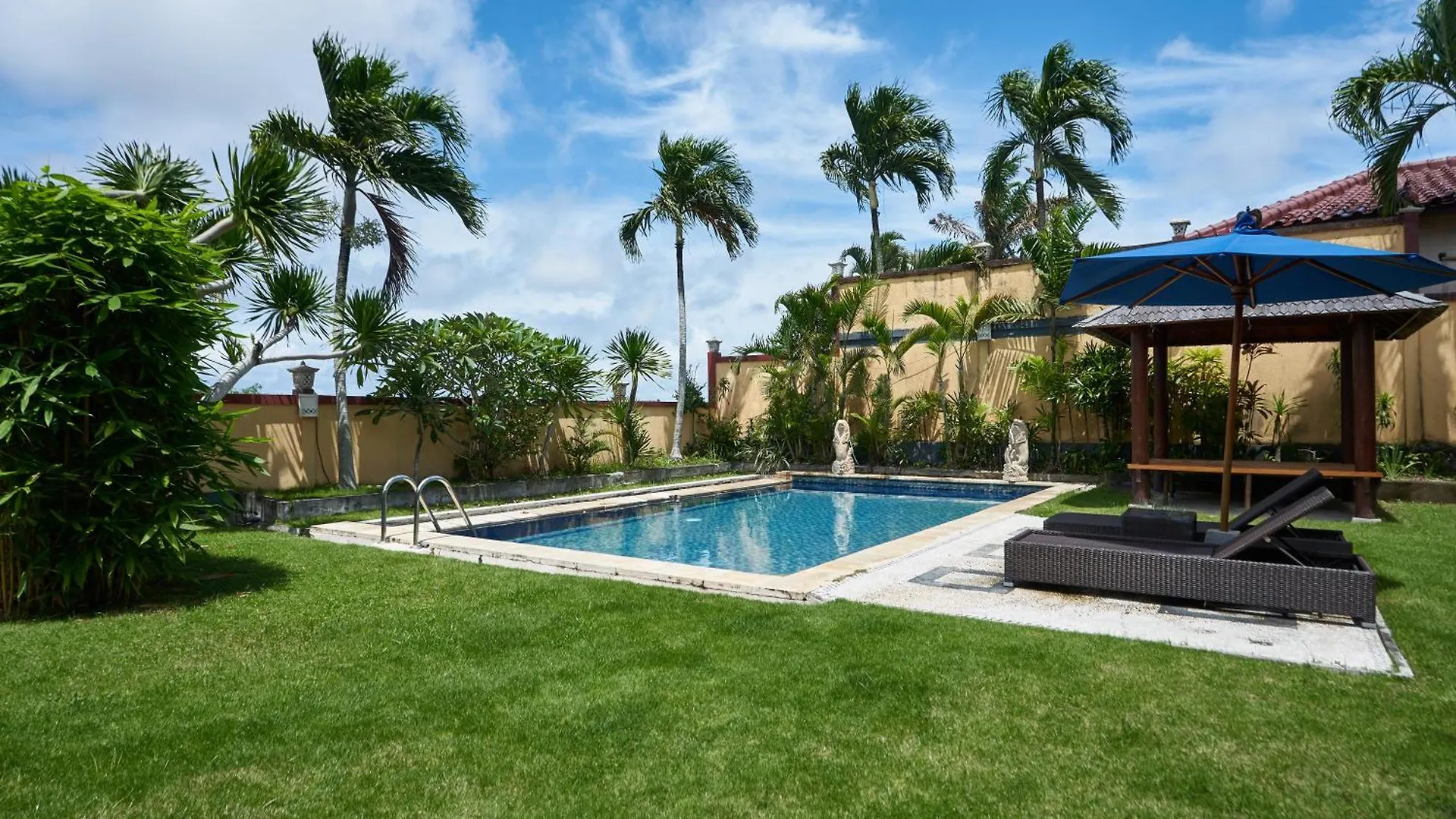 The Beverly Hills Bali Villas Jimbaran 0*, Джимбаран Индонезия