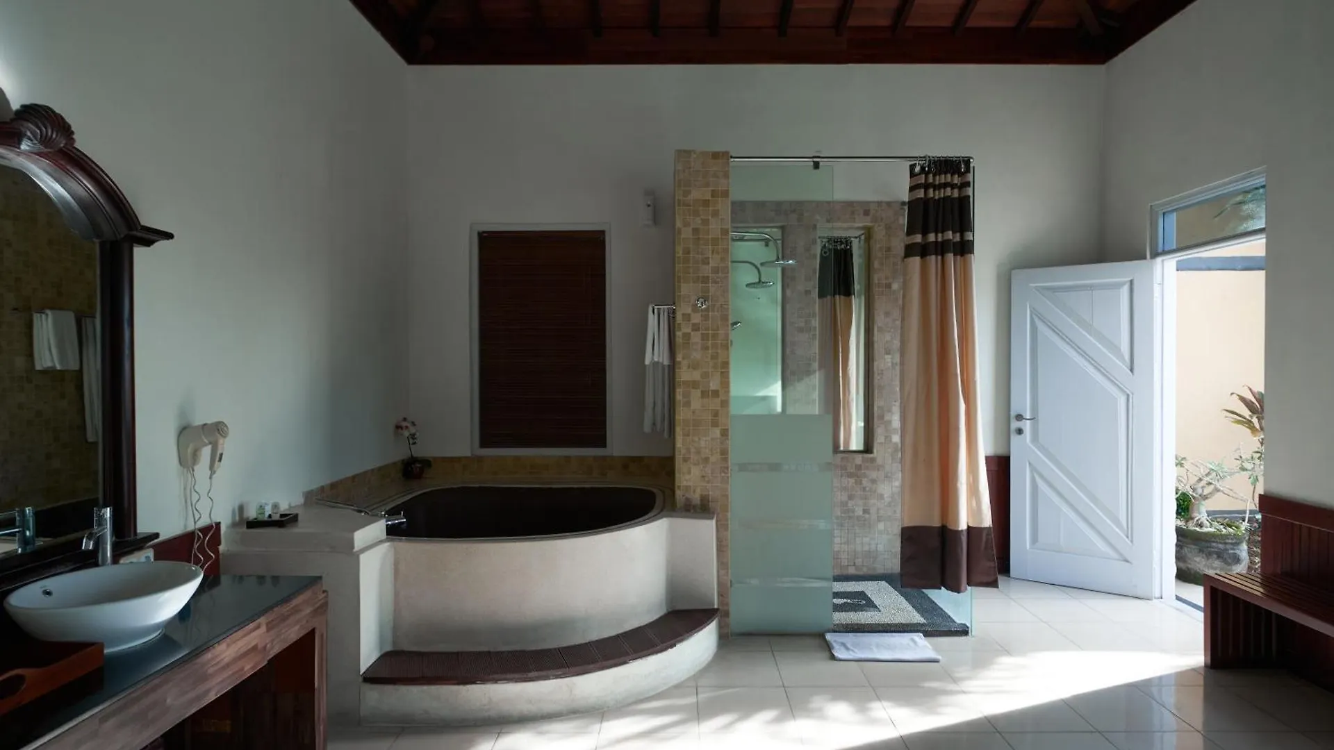 The Beverly Hills Bali Villas Jimbaran