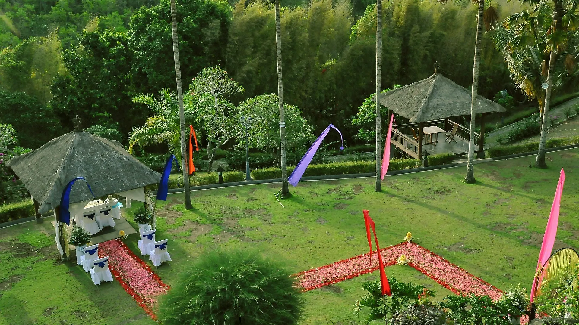 The Beverly Hills Bali Villas Jimbaran  Jimbaran (Bali)
